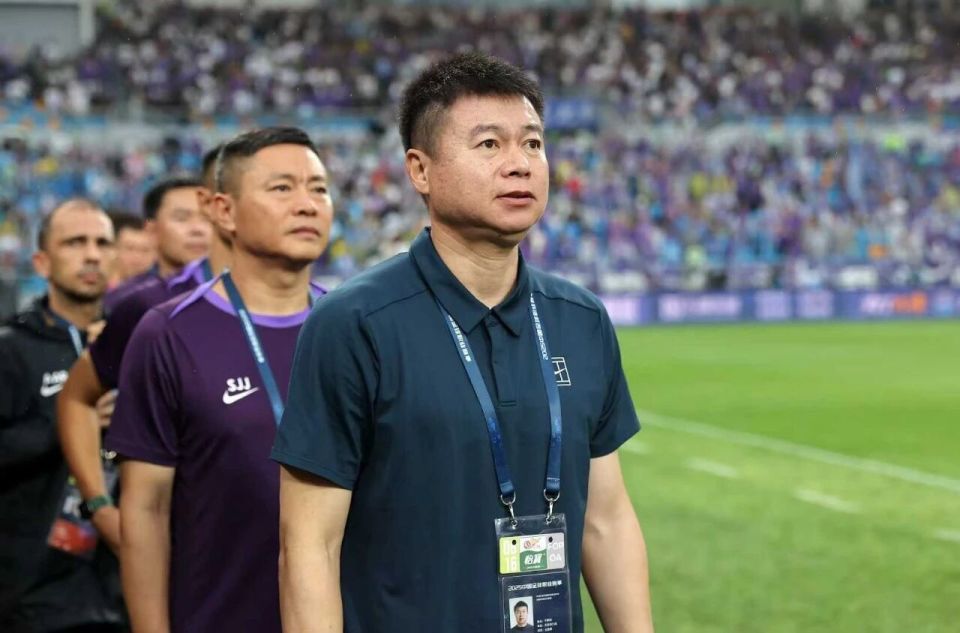 足迈向, 中上游的劲, 会关于公开