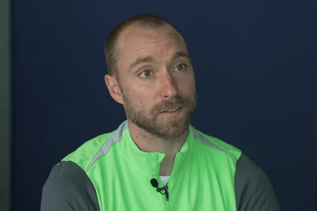 拿英超, AA 拿英超, AA